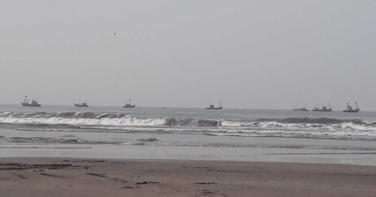 Ladghar Beach Dapoli Maharashtra